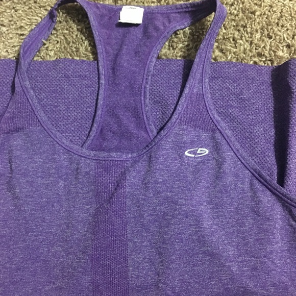 Workout tank top - Picture 2 of 2